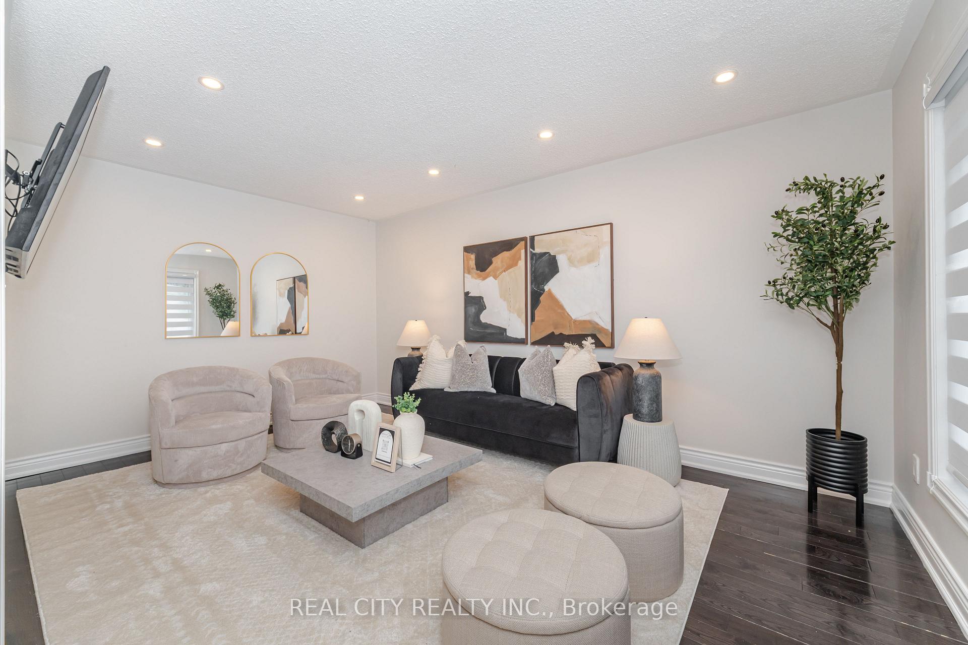 Photo 3 of 36 Jeremy Place, Brampton, Northgate — HOMEH