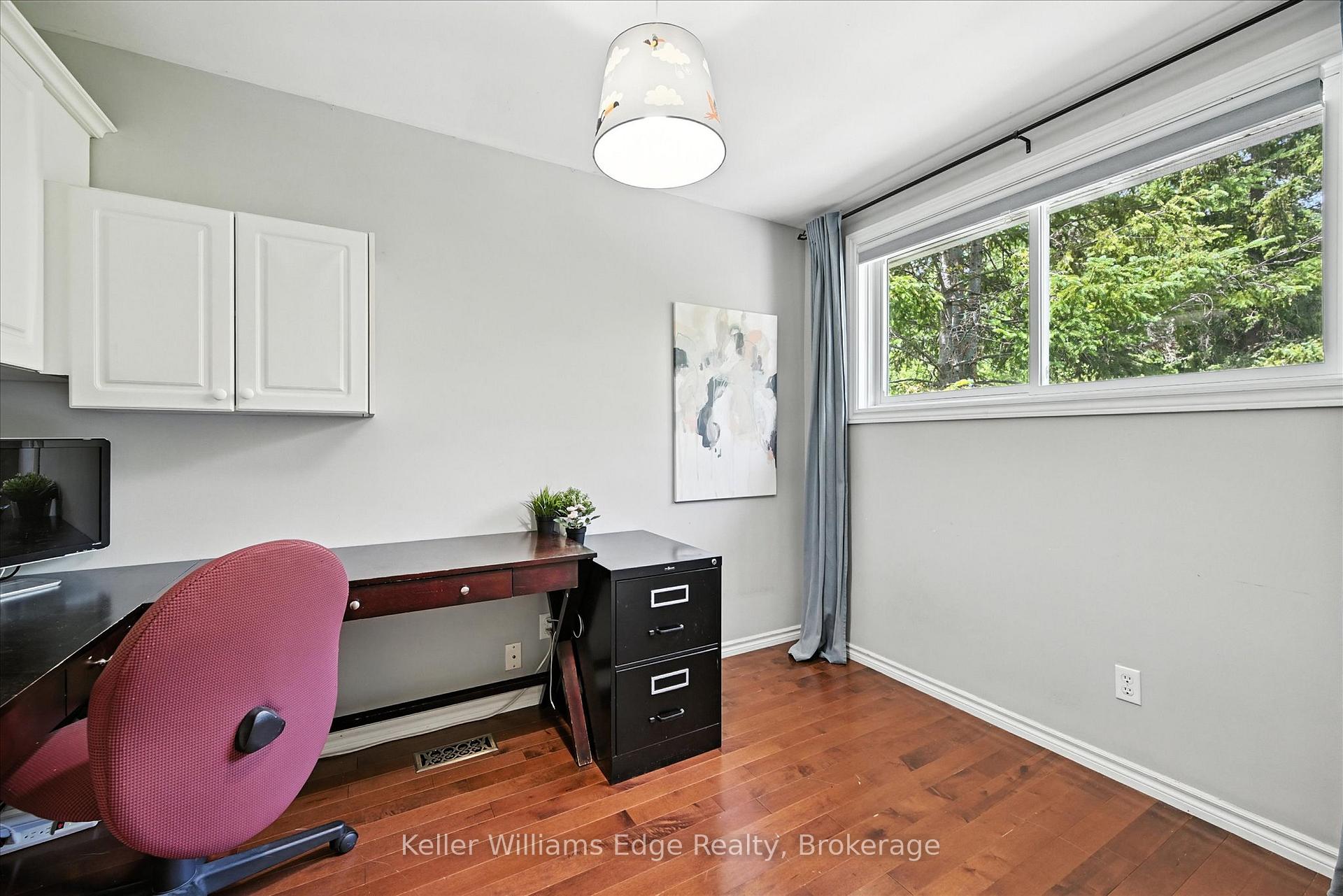Photo 22 of 18 Moonglow Place, Hamilton, Dundas — HOMEH