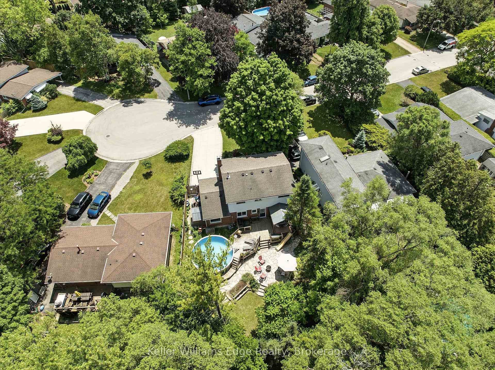 Photo 29 of 18 Moonglow Place, Hamilton, Dundas — HOMEH