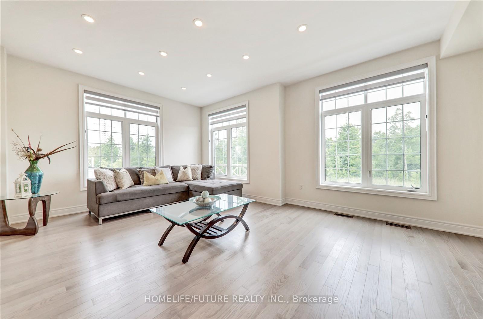 Photo 12 of 297 Kirkham Drive, Markham, Cedarwood — HOMEH