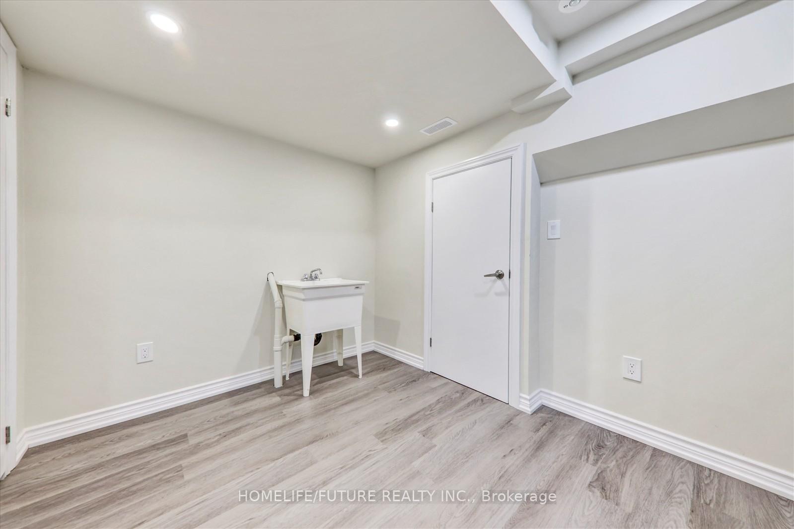Photo 38 of 297 Kirkham Drive, Markham, Cedarwood — HOMEH