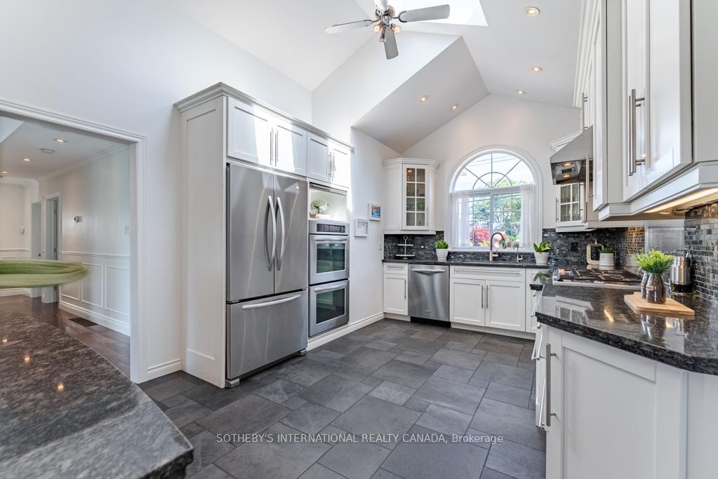 Photo 16 of 244 Brookview Court, Hamilton, Ancaster — HOMEH