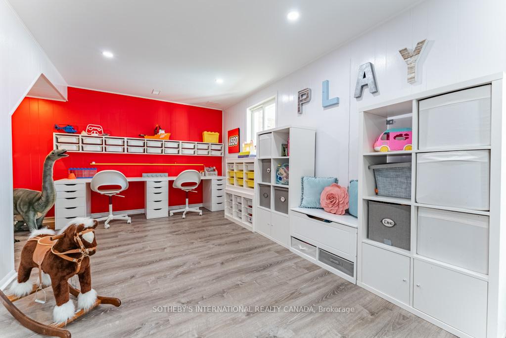 Photo 23 of 244 Brookview Court, Hamilton, Ancaster — HOMEH