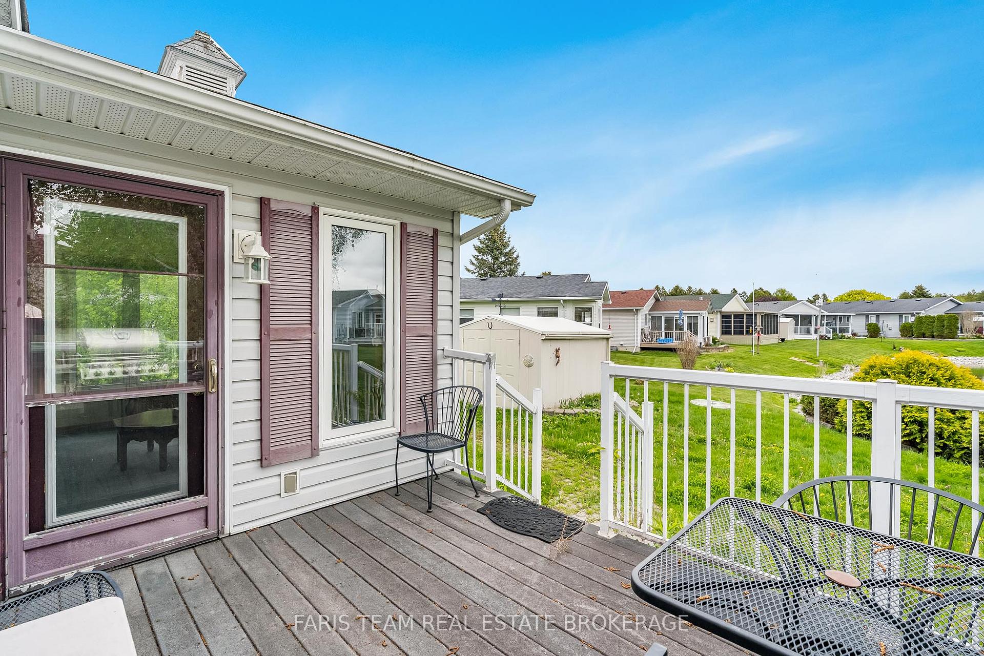 Photo 21 of 2 St James Place, Wasaga Beach — HOMEH