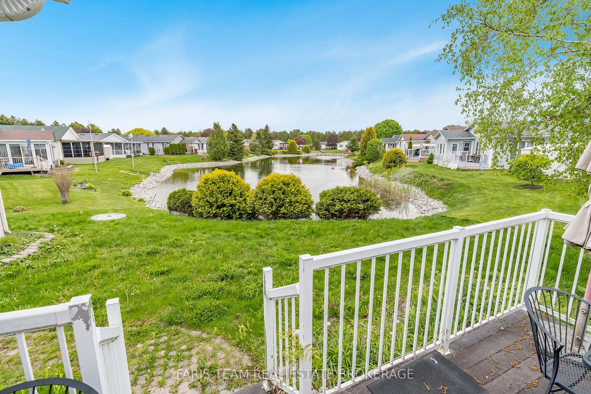 Photo 19 of 2 St James Place, Wasaga Beach — HOMEH