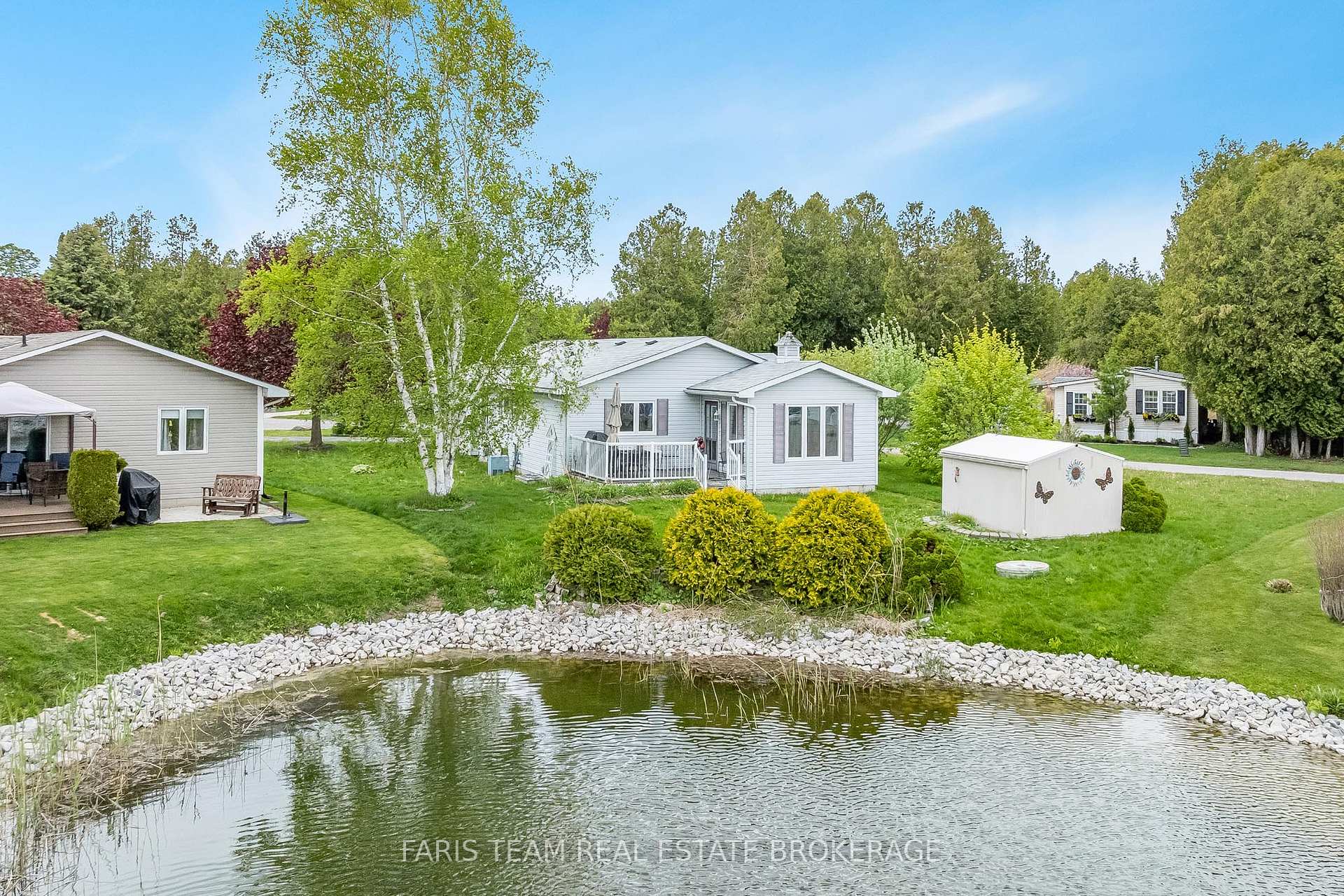 Photo 28 of 2 St James Place, Wasaga Beach — HOMEH