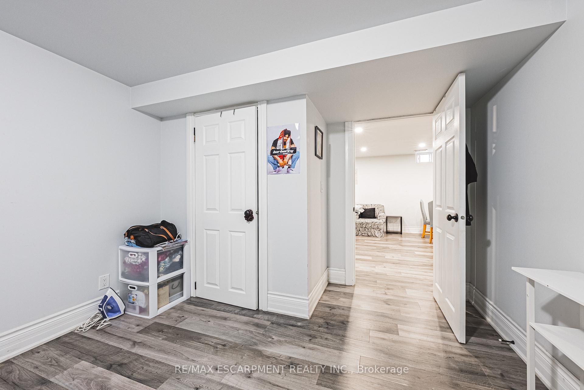 Photo 48 of 128 Medici Lane, Hamilton, Carpenter — HOMEH