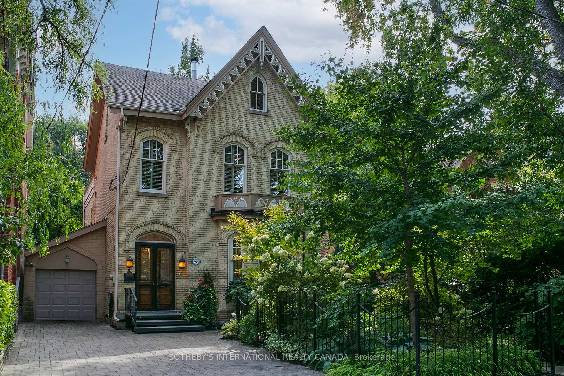 Photo 3 of 295 Carlton Street, Toronto, Cabbagetown-South St. James Town — HOMEH