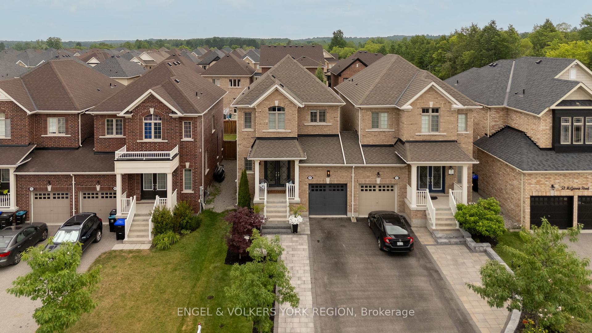 Photo 1 of 49 McGovern Street, New Tecumseth, Tottenham — HOMEH