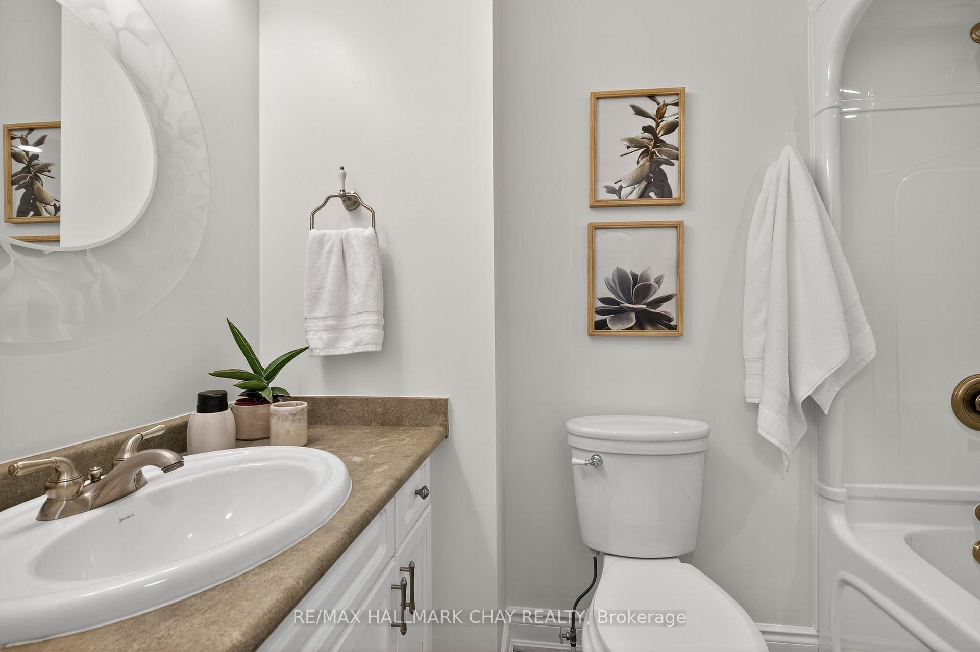 Photo 11 of 32 Wildwood Trail, Barrie, Ardagh — HOMEH