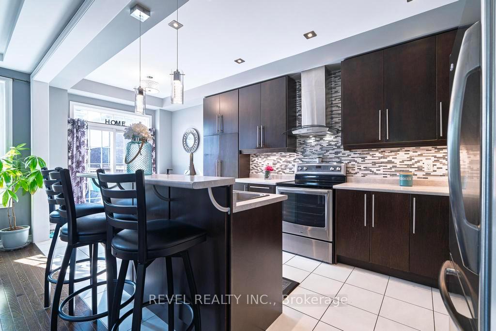 Photo 22 of 1 Coastline Drive, Brampton, Bram West — HOMEH