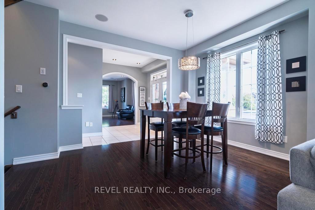 Photo 7 of 1 Coastline Drive, Brampton, Bram West — HOMEH