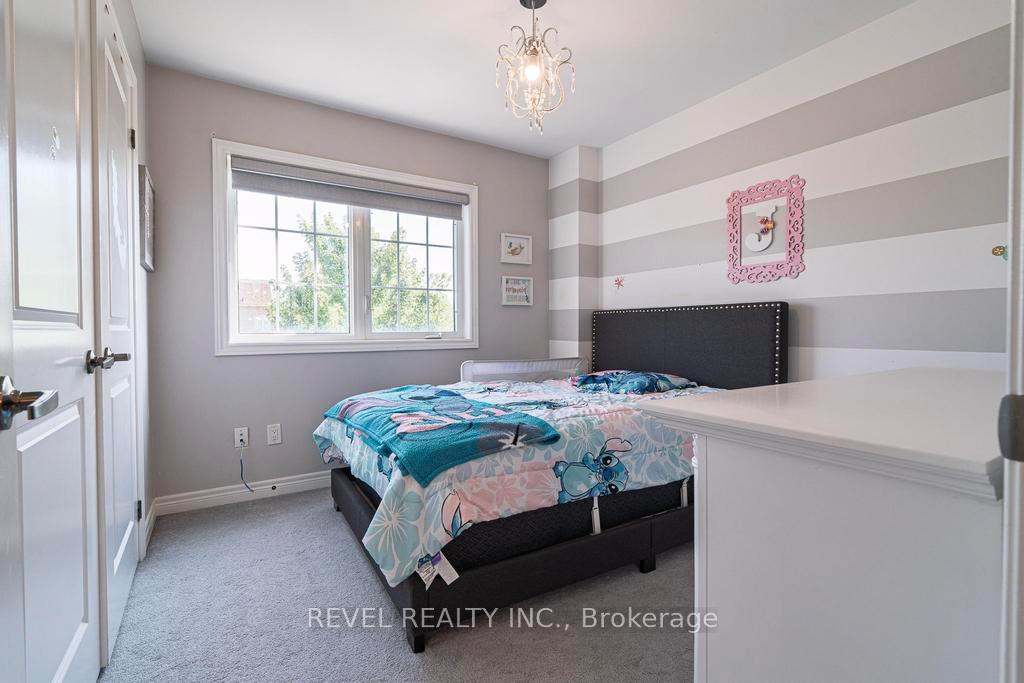 Photo 15 of 1 Coastline Drive, Brampton, Bram West — HOMEH