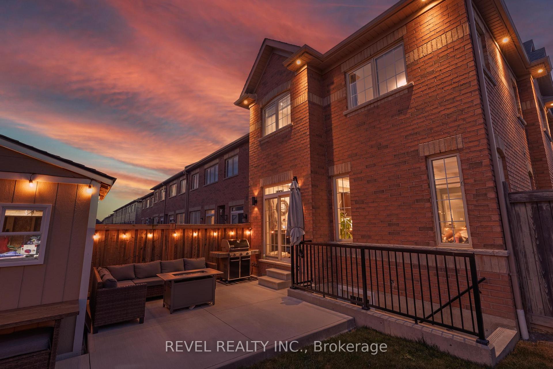 Photo 41 of 1 Coastline Drive, Brampton, Bram West — HOMEH