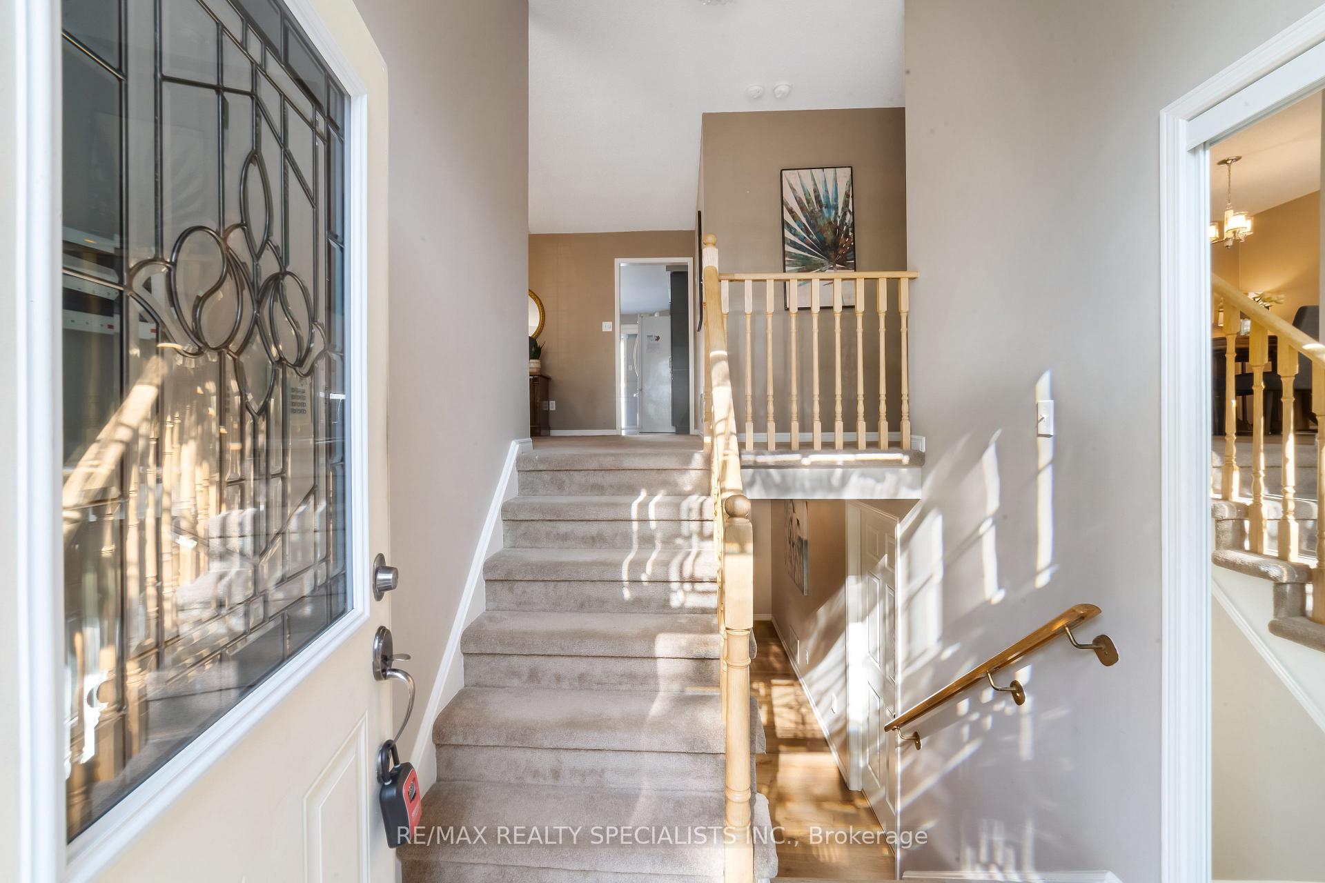 Photo 18 of 52 Buffridge Trail, Brampton, Snelgrove — HOMEH
