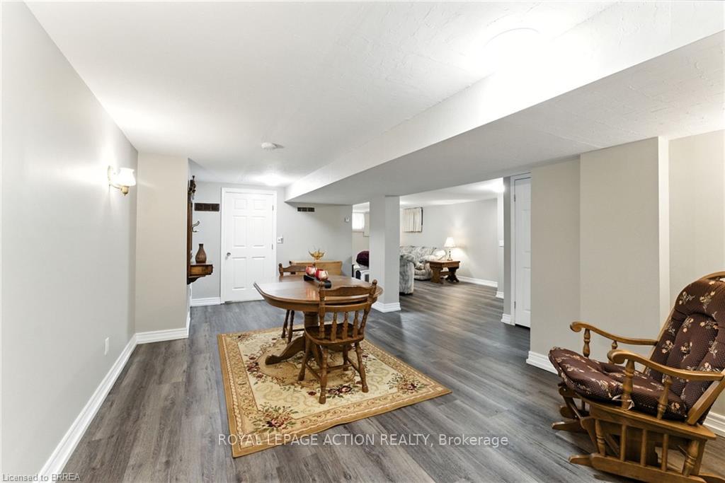 Photo 30 of 18 Algonquin Avenue, Hamilton, Greensville — HOMEH