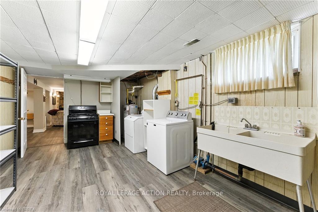 Photo 17 of 18 Algonquin Avenue, Hamilton, Greensville — HOMEH
