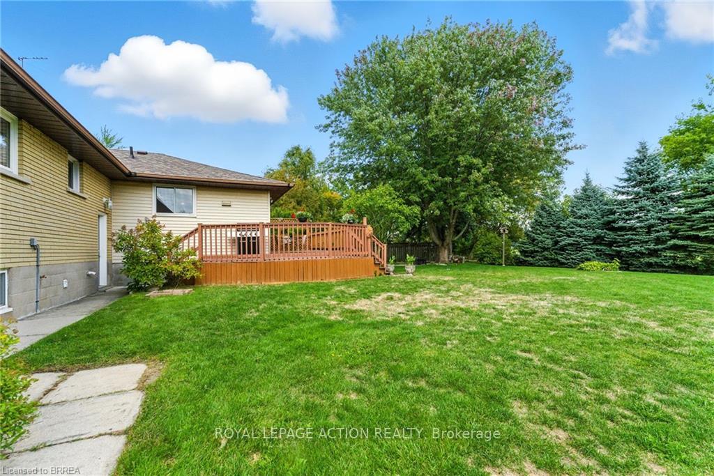 Photo 20 of 18 Algonquin Avenue, Hamilton, Greensville — HOMEH