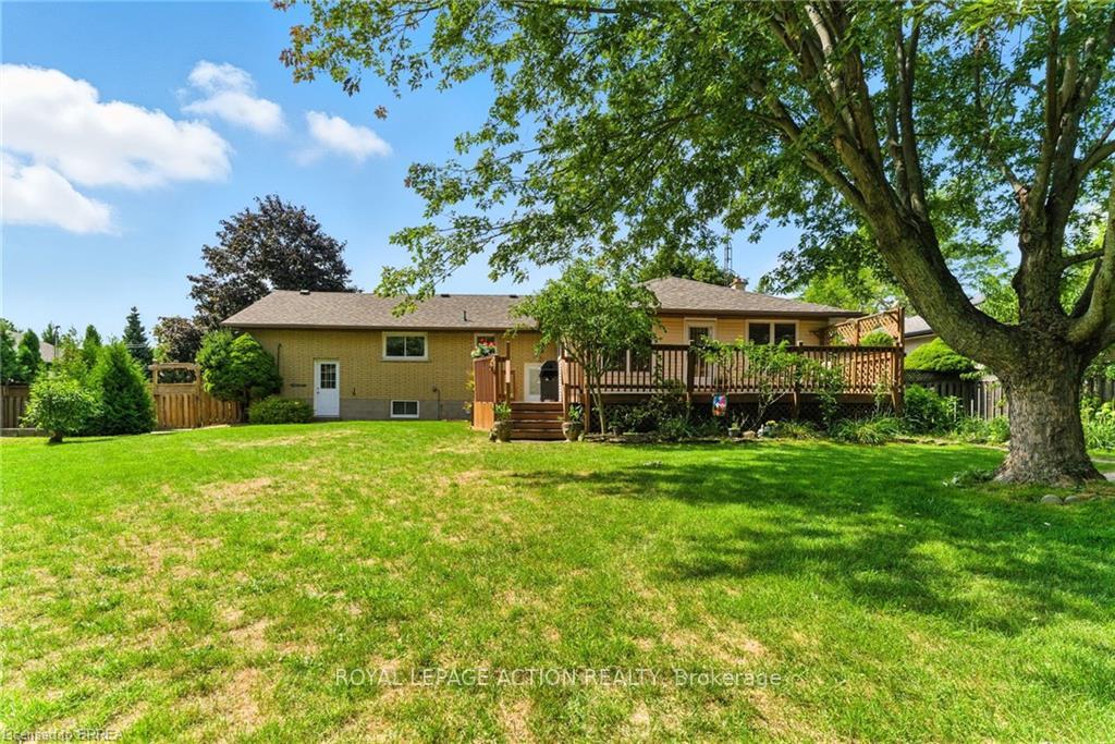 Photo 37 of 18 Algonquin Avenue, Hamilton, Greensville — HOMEH