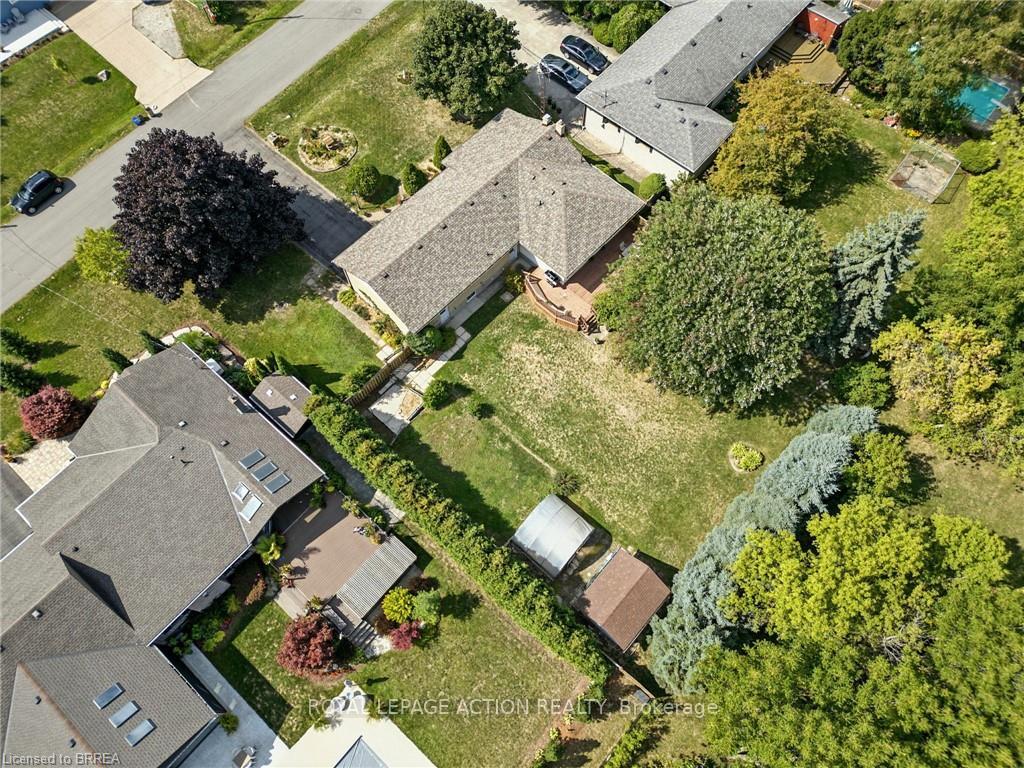 Photo 40 of 18 Algonquin Avenue, Hamilton, Greensville — HOMEH