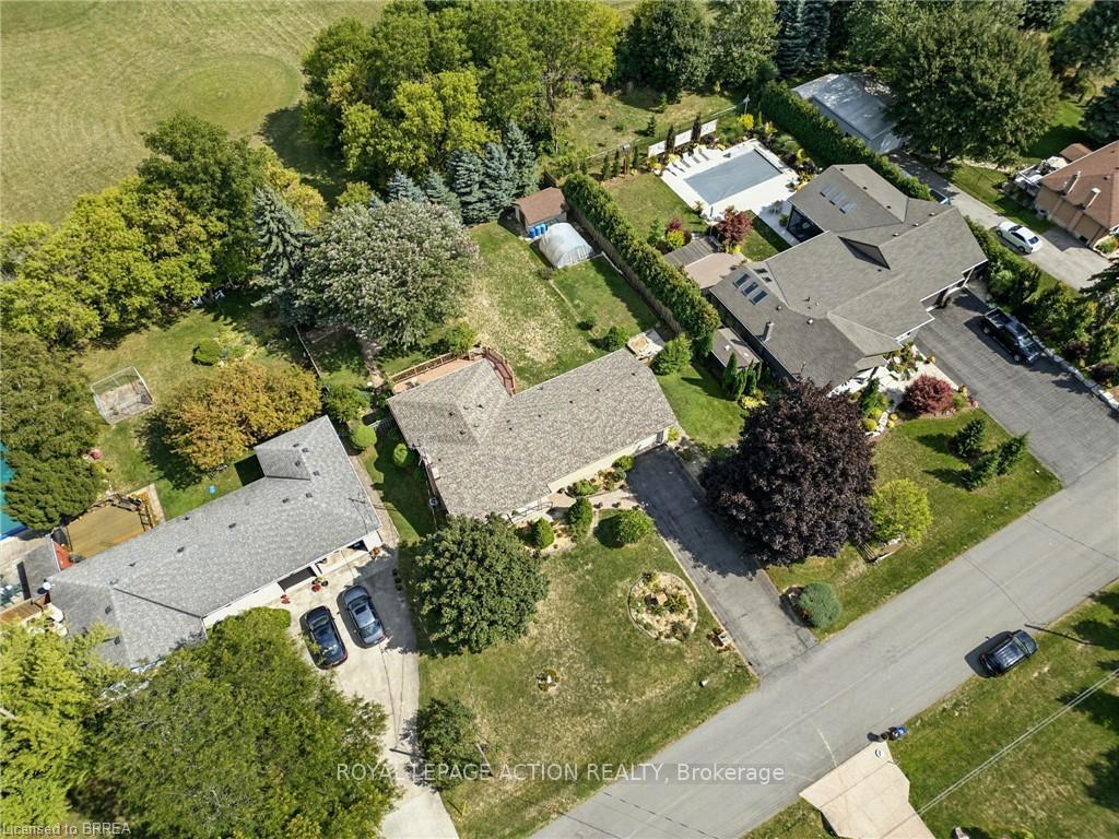 Photo 28 of 18 Algonquin Avenue, Hamilton, Greensville — HOMEH