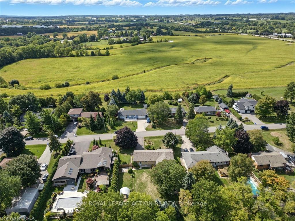 Photo 36 of 18 Algonquin Avenue, Hamilton, Greensville — HOMEH