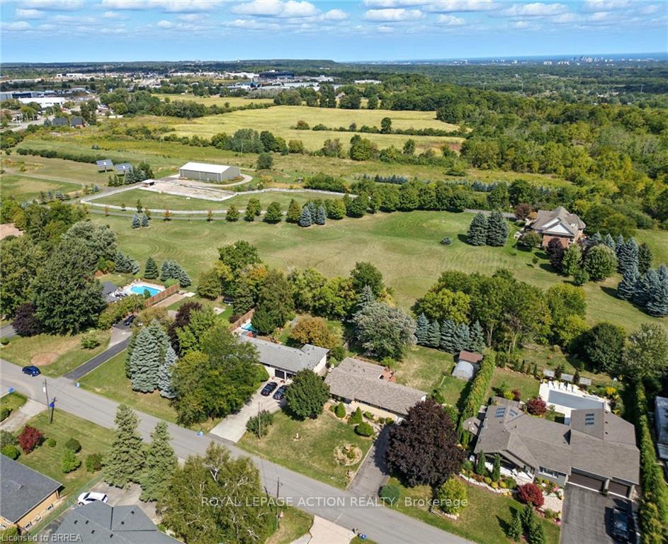 Photo 32 of 18 Algonquin Avenue, Hamilton, Greensville — HOMEH