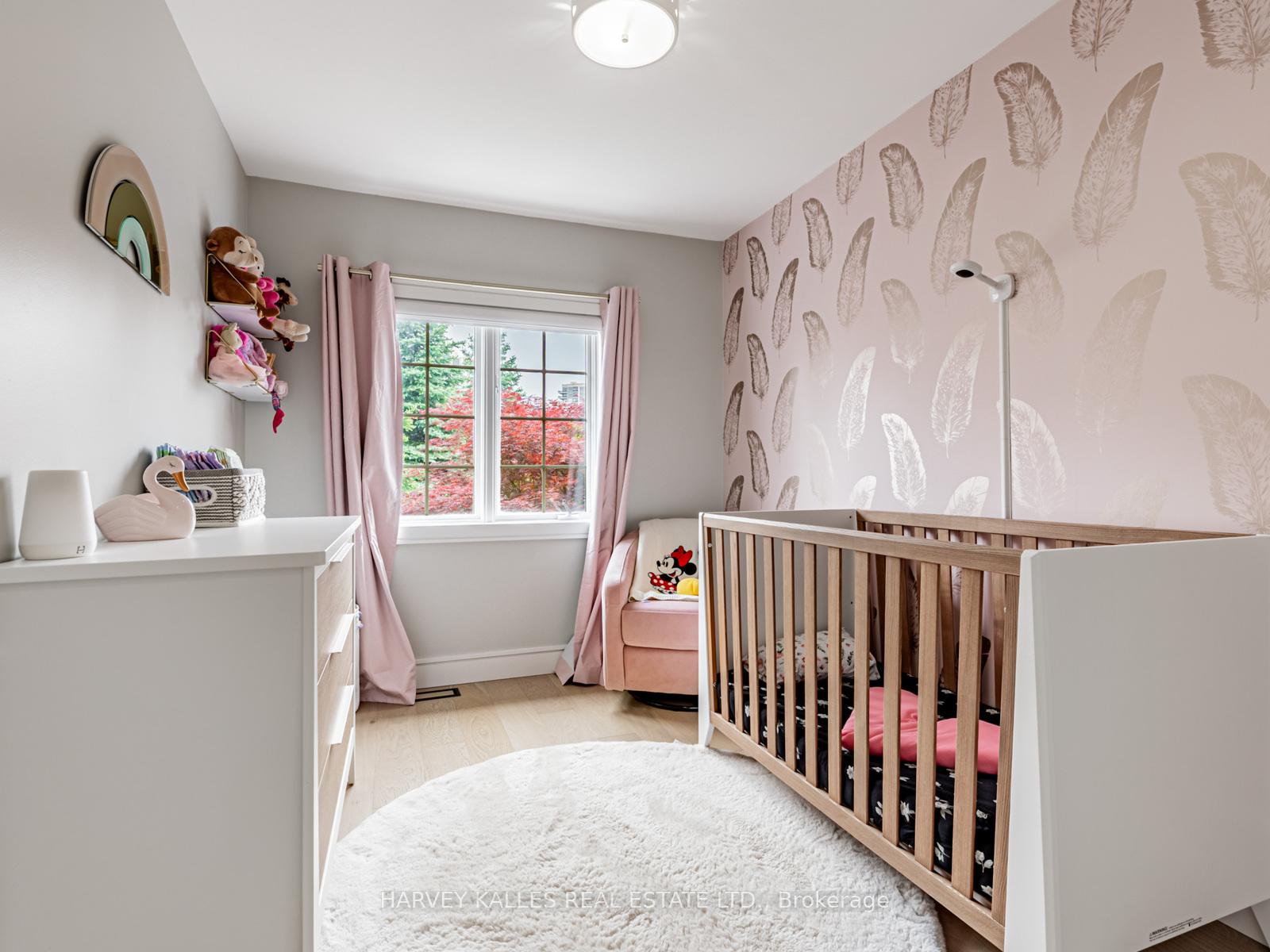 Photo 34 of 128 Kingsbridge Circle, Vaughan, Beverley Glen — HOMEH