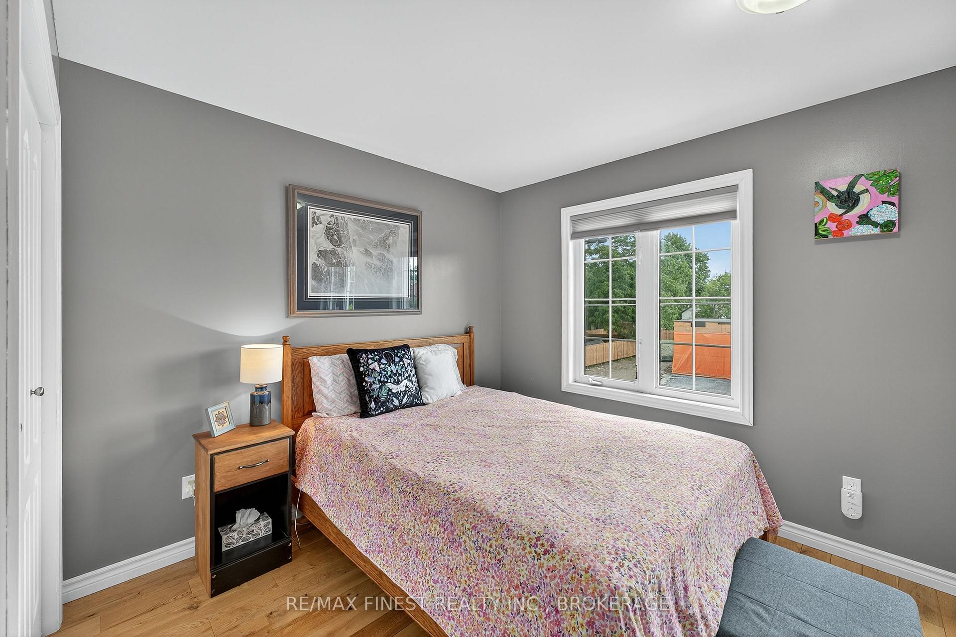 Photo 16 of 39 Charles Street, Kingston, East of Sir John A. Blvd — HOMEH