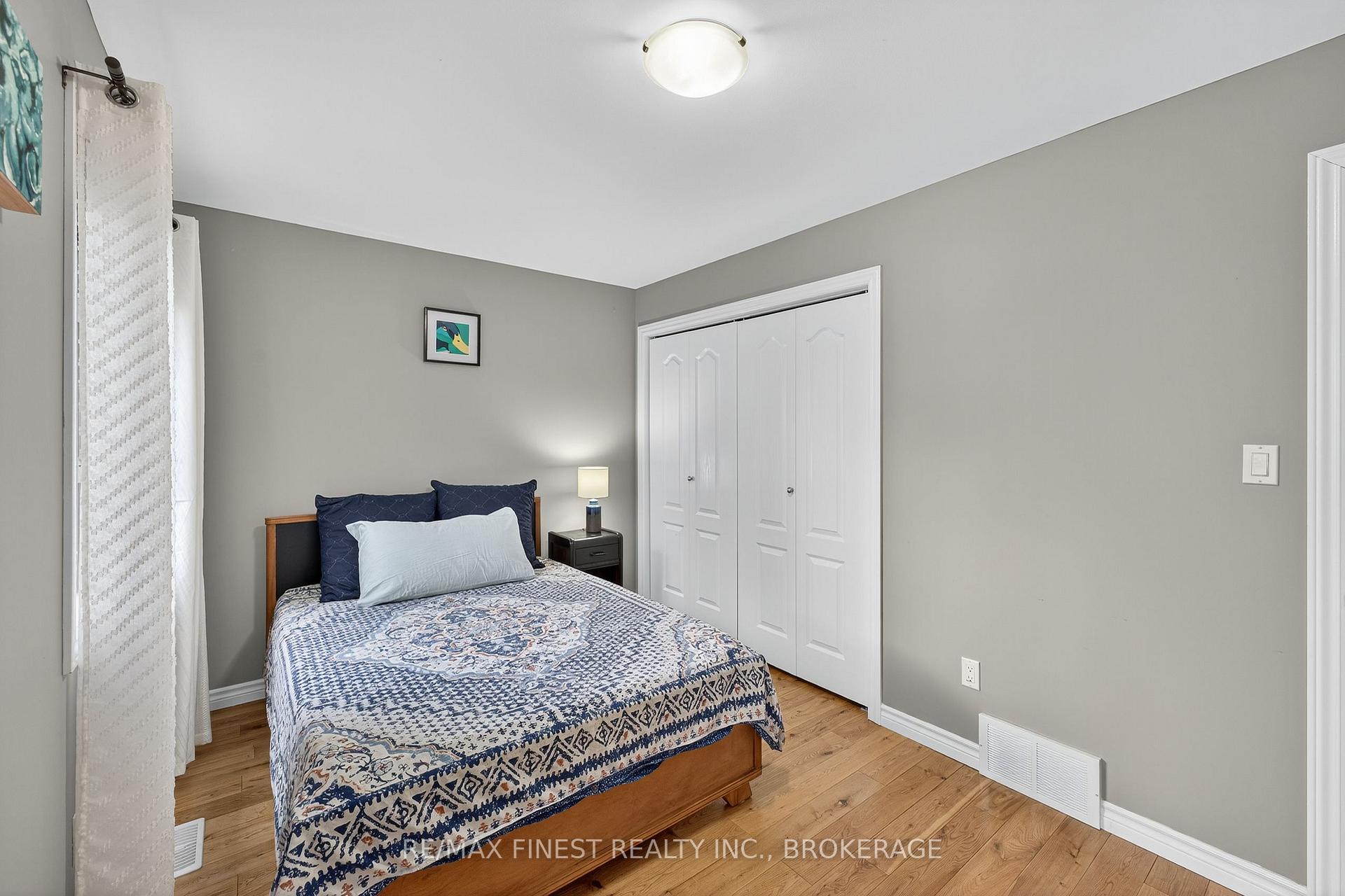 Photo 19 of 39 Charles Street, Kingston, East of Sir John A. Blvd — HOMEH