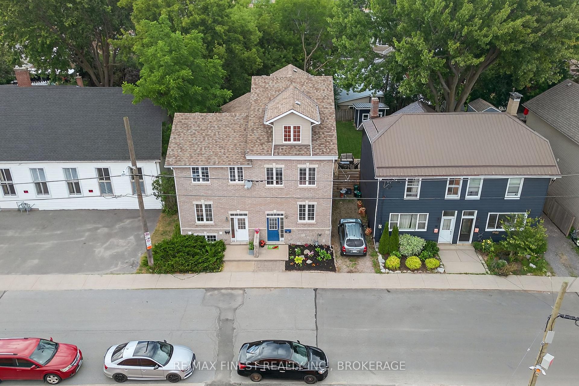 Photo 33 of 39 Charles Street, Kingston, East of Sir John A. Blvd — HOMEH