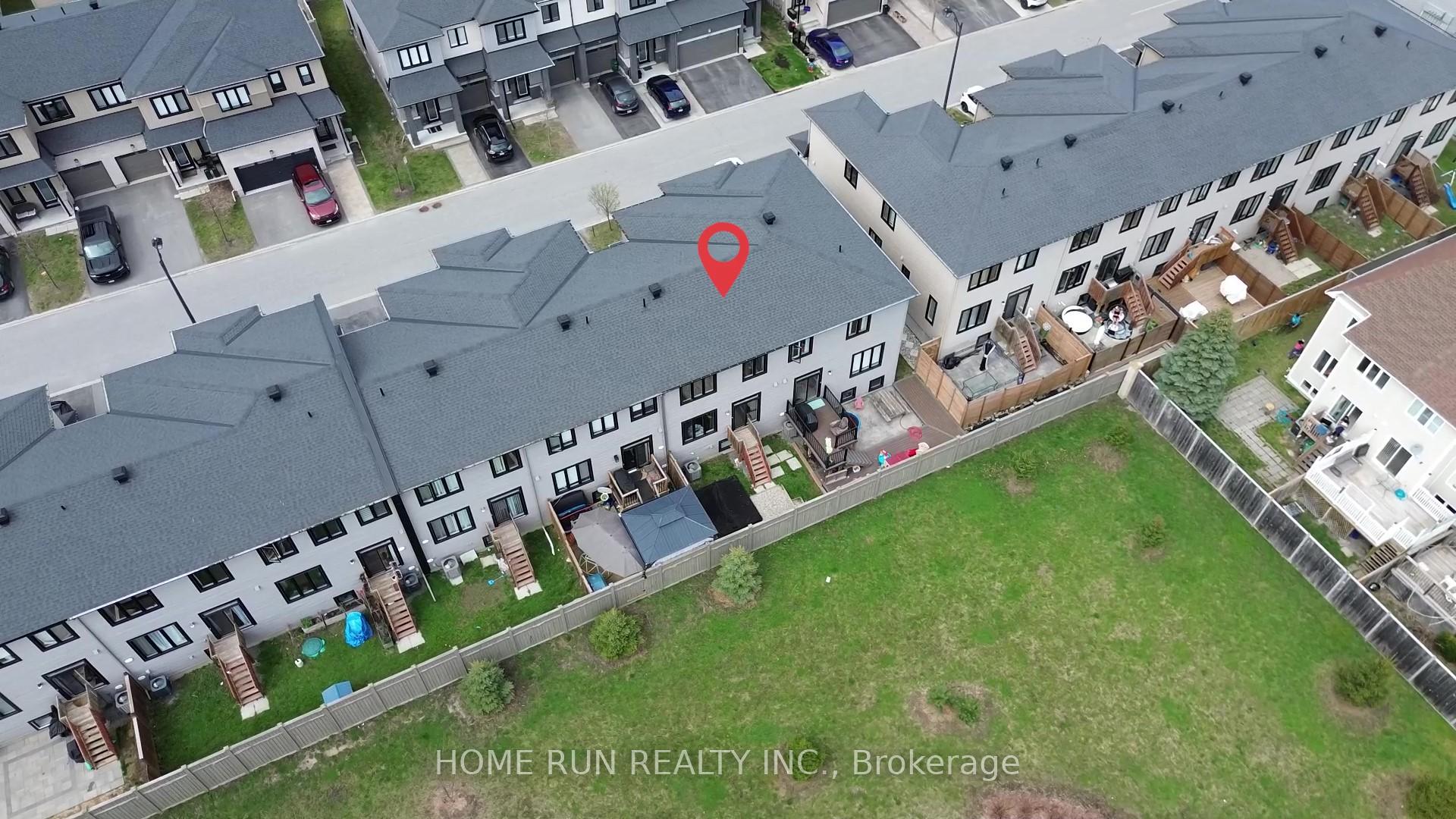 Photo 3 of 224 Don Brown Private, Ottawa, Kanata - Emerald Meadows/Trailwest — HOMEH