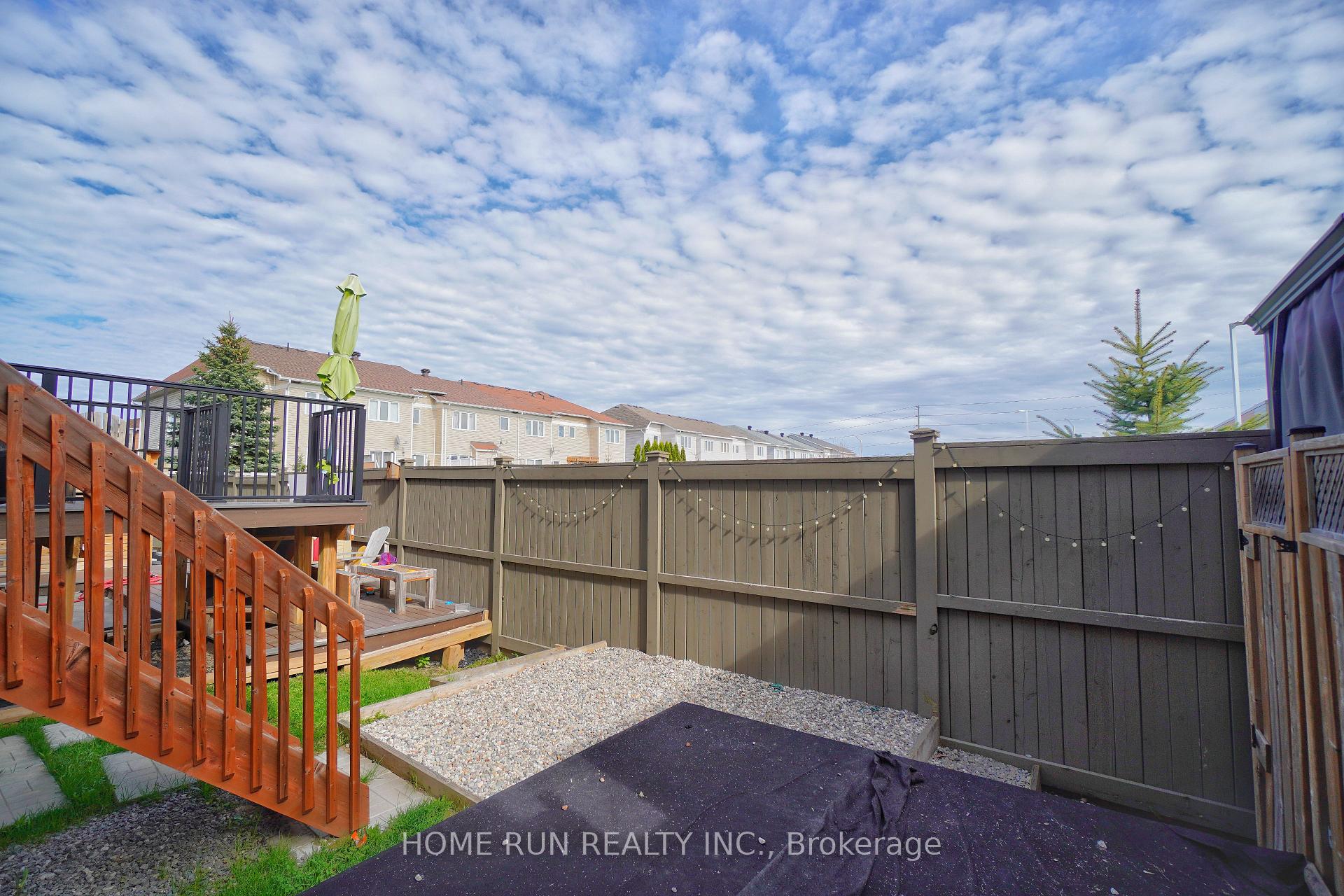 Photo 17 of 224 Don Brown Private, Ottawa, Kanata - Emerald Meadows/Trailwest — HOMEH