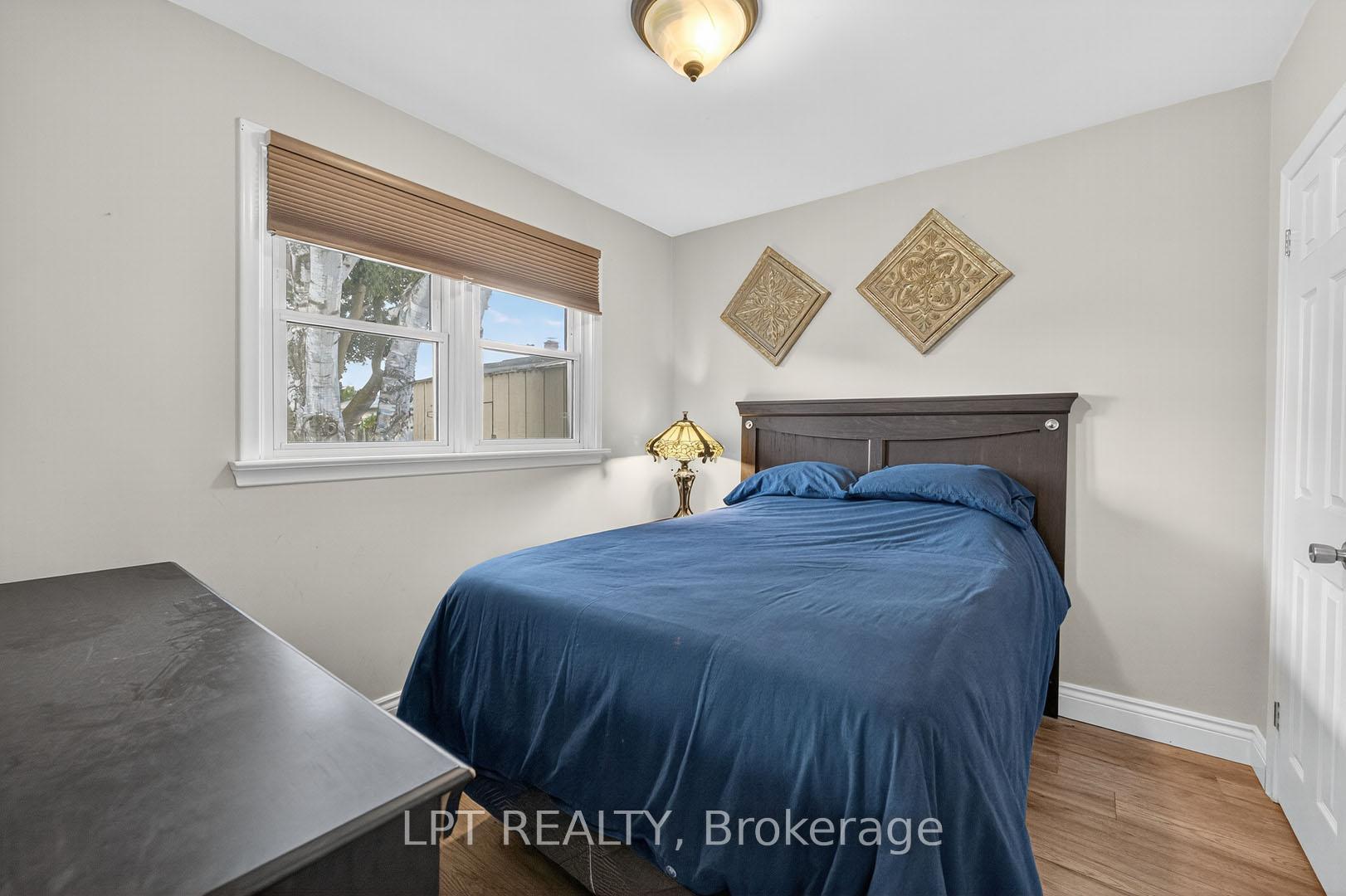 Photo 20 of 804 Beech Street W, Whitby, Downtown Whitby — HOMEH
