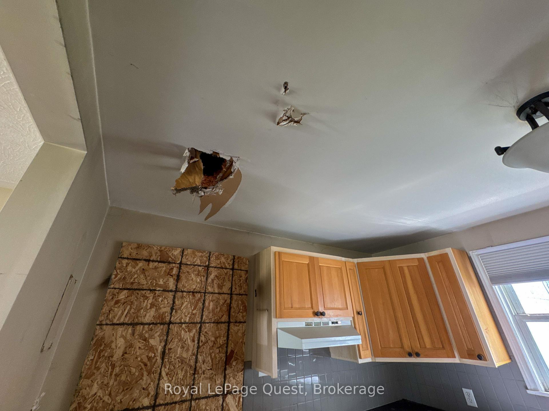 Photo 6 of 231 Barnett Avenue, Midland — HOMEH