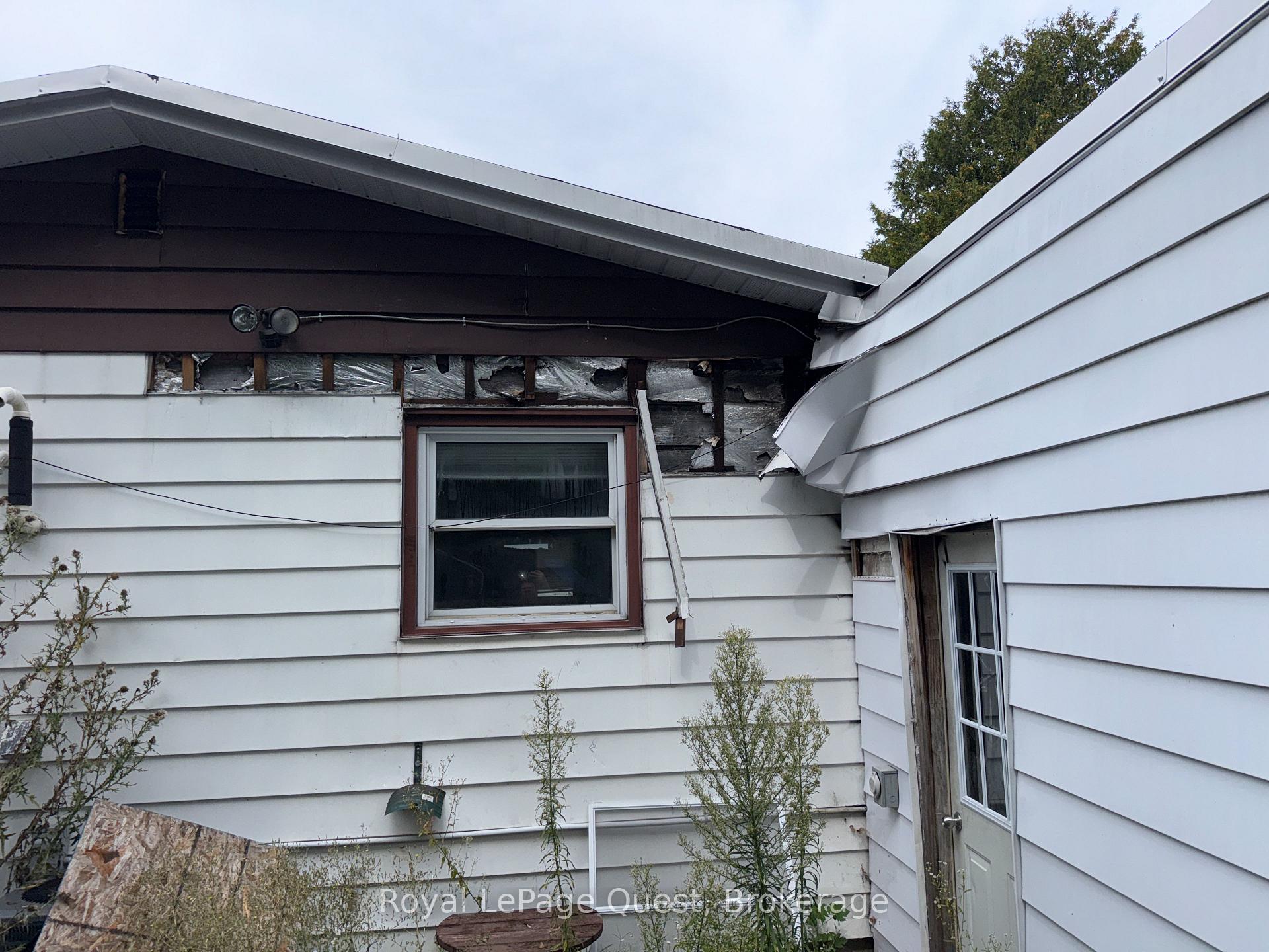 Photo 9 of 231 Barnett Avenue, Midland — HOMEH
