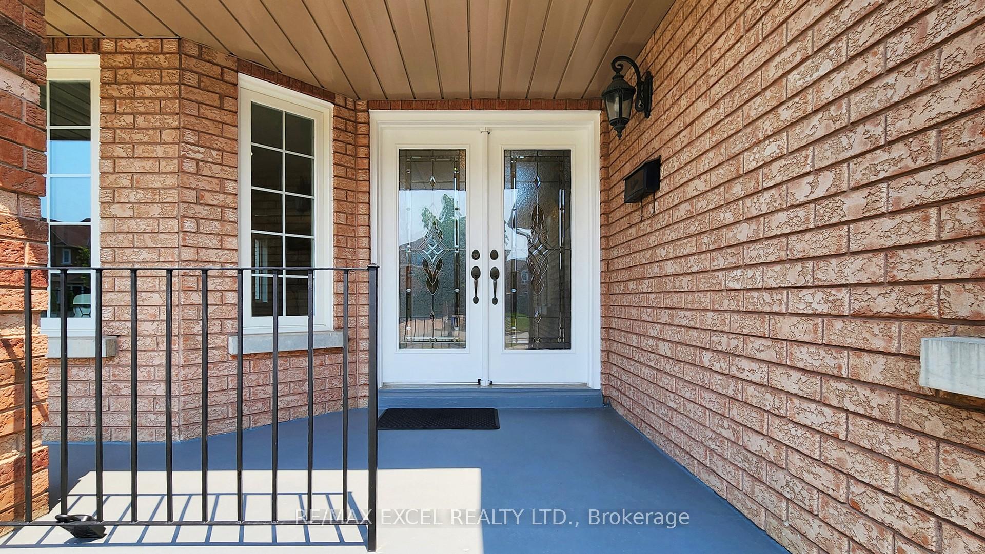 Photo 8 of 8 Macklin Street, Markham, Middlefield — HOMEH