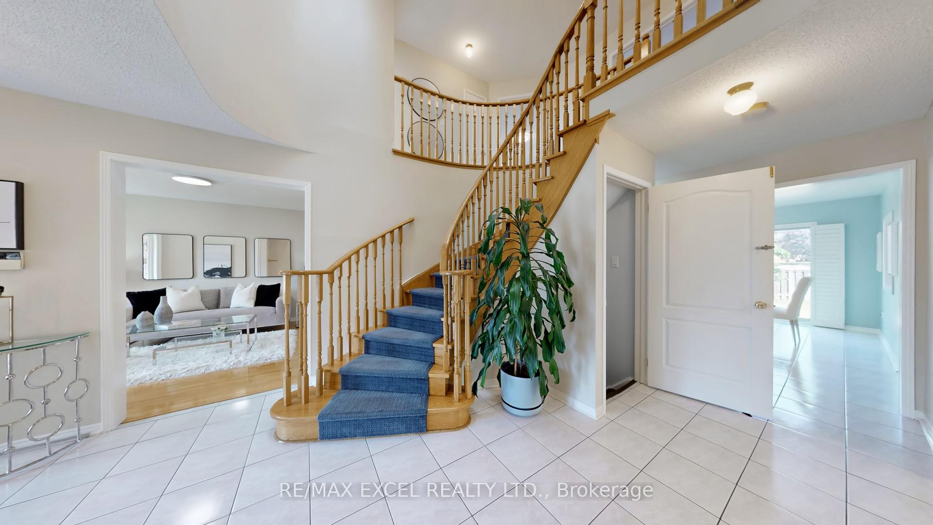 Photo 16 of 8 Macklin Street, Markham, Middlefield — HOMEH