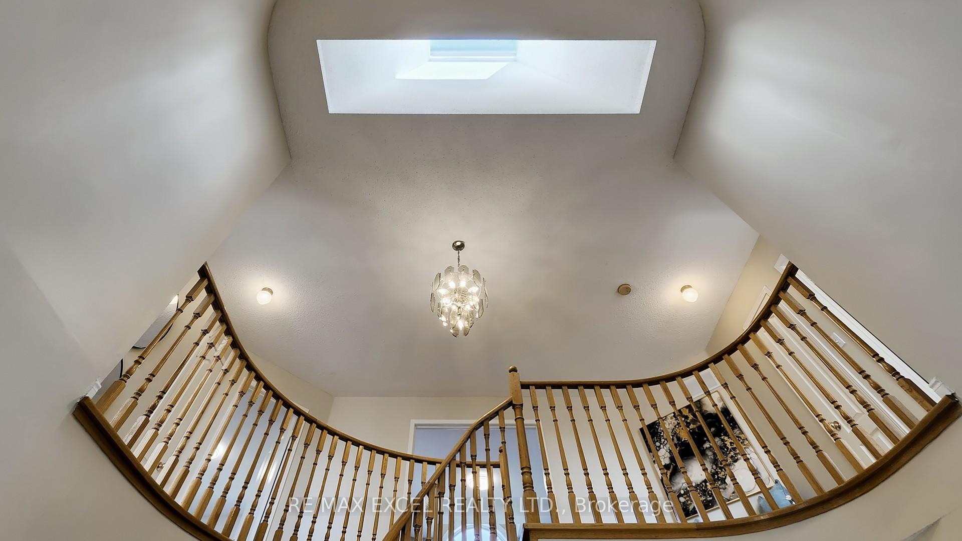 Photo 22 of 8 Macklin Street, Markham, Middlefield — HOMEH
