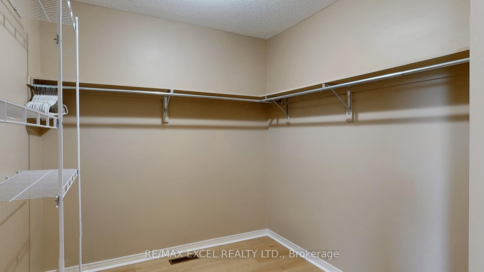 Photo 30 of 8 Macklin Street, Markham, Middlefield — HOMEH