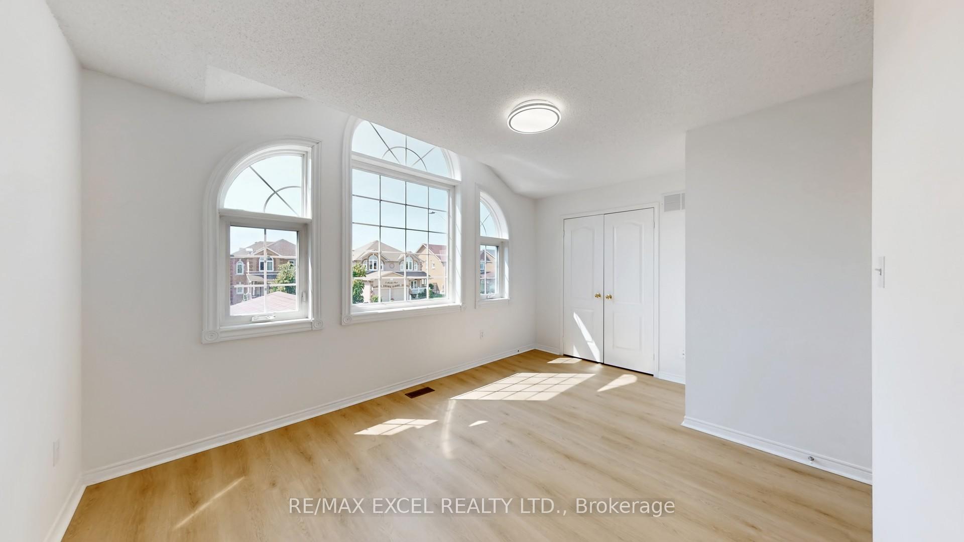 Photo 31 of 8 Macklin Street, Markham, Middlefield — HOMEH