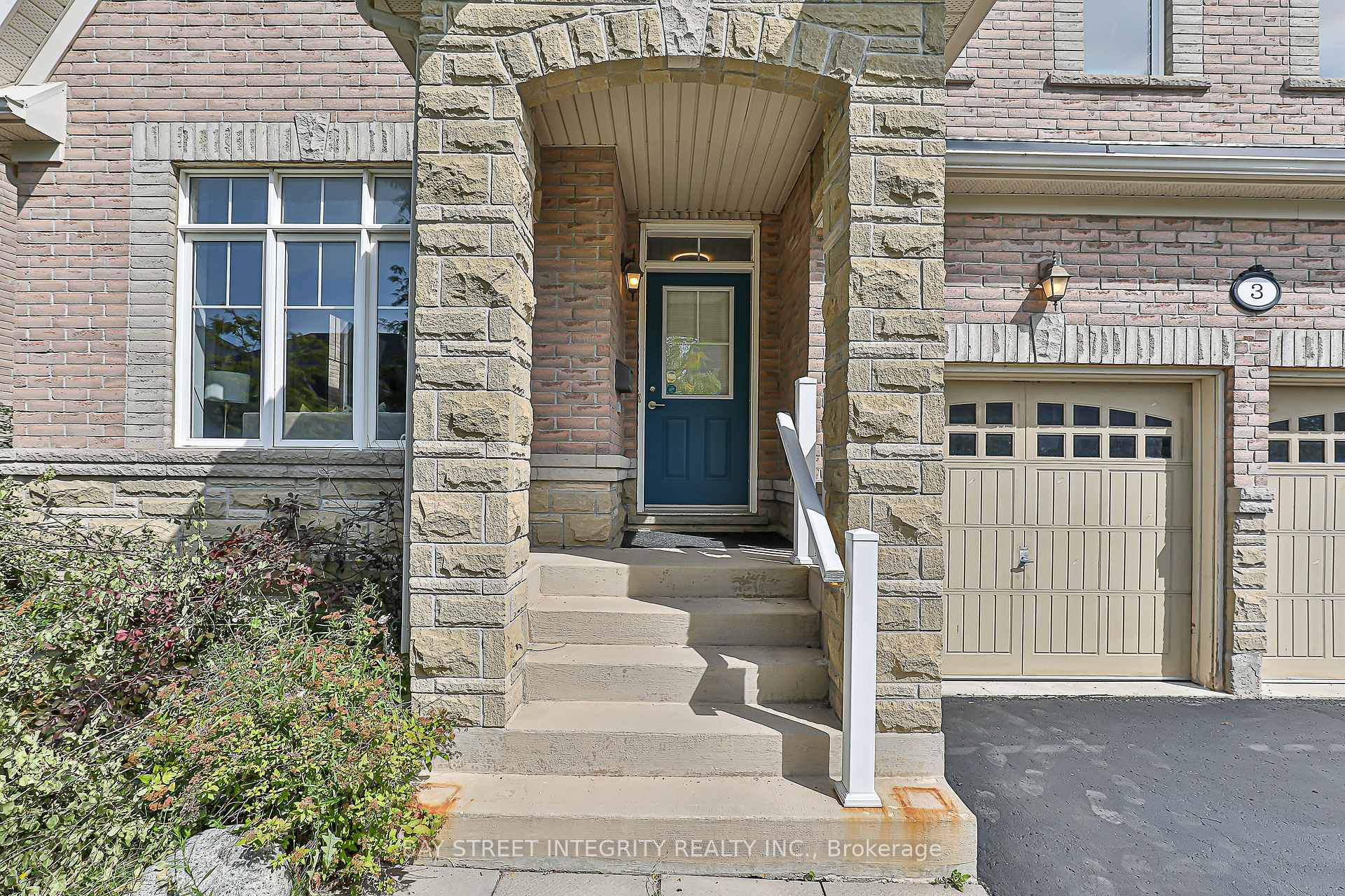 Photo 5 of 3 Headon Avenue, Ajax, Central East — HOMEH
