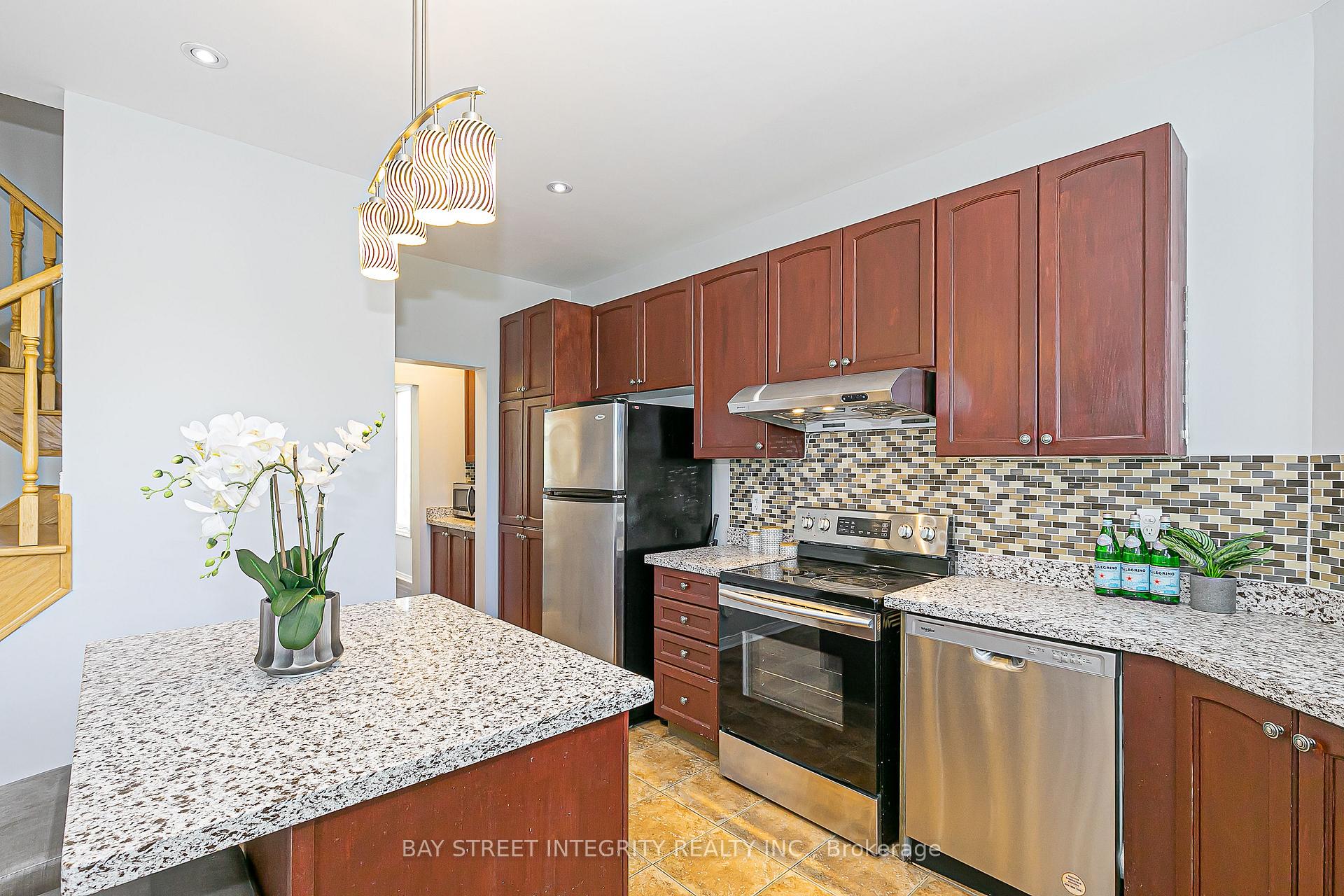 Photo 10 of 3 Headon Avenue, Ajax, Central East — HOMEH
