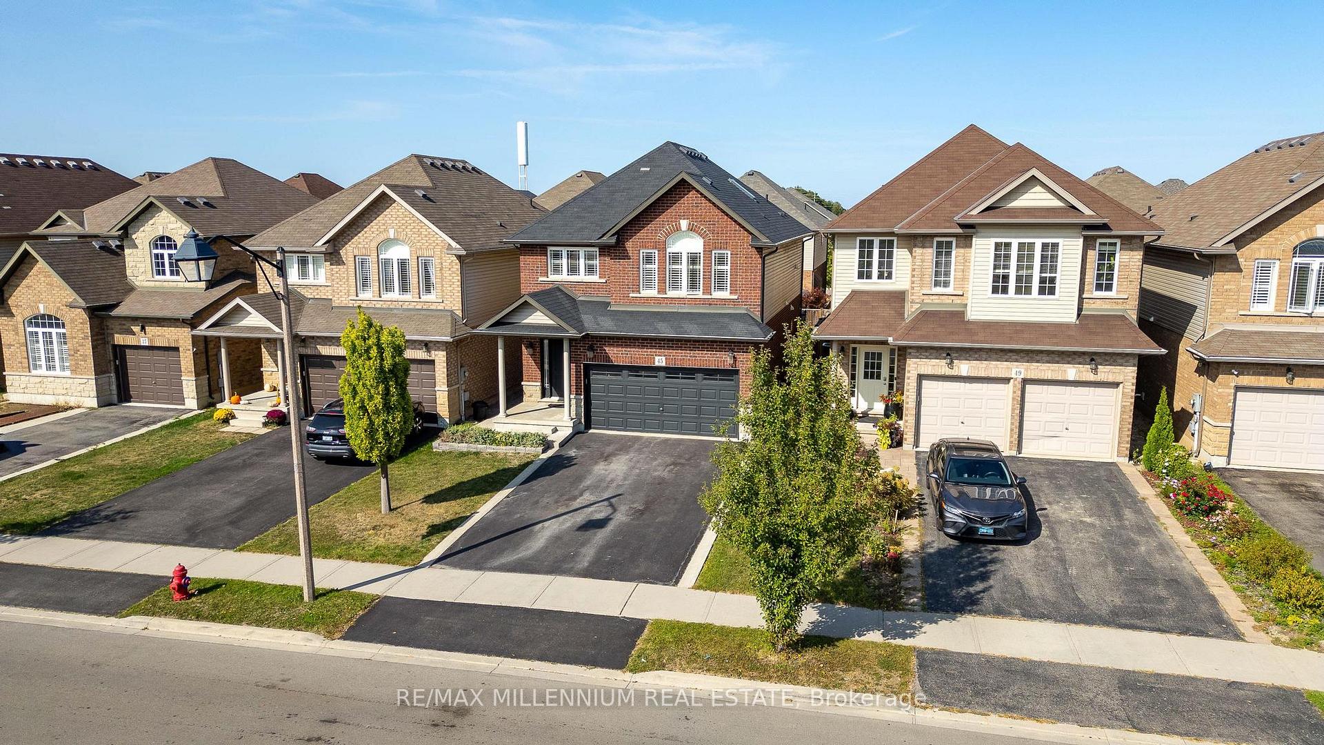 Photo 4 of 45 Bellagio Avenue, Hamilton, Stoney Creek Mountain — HOMEH