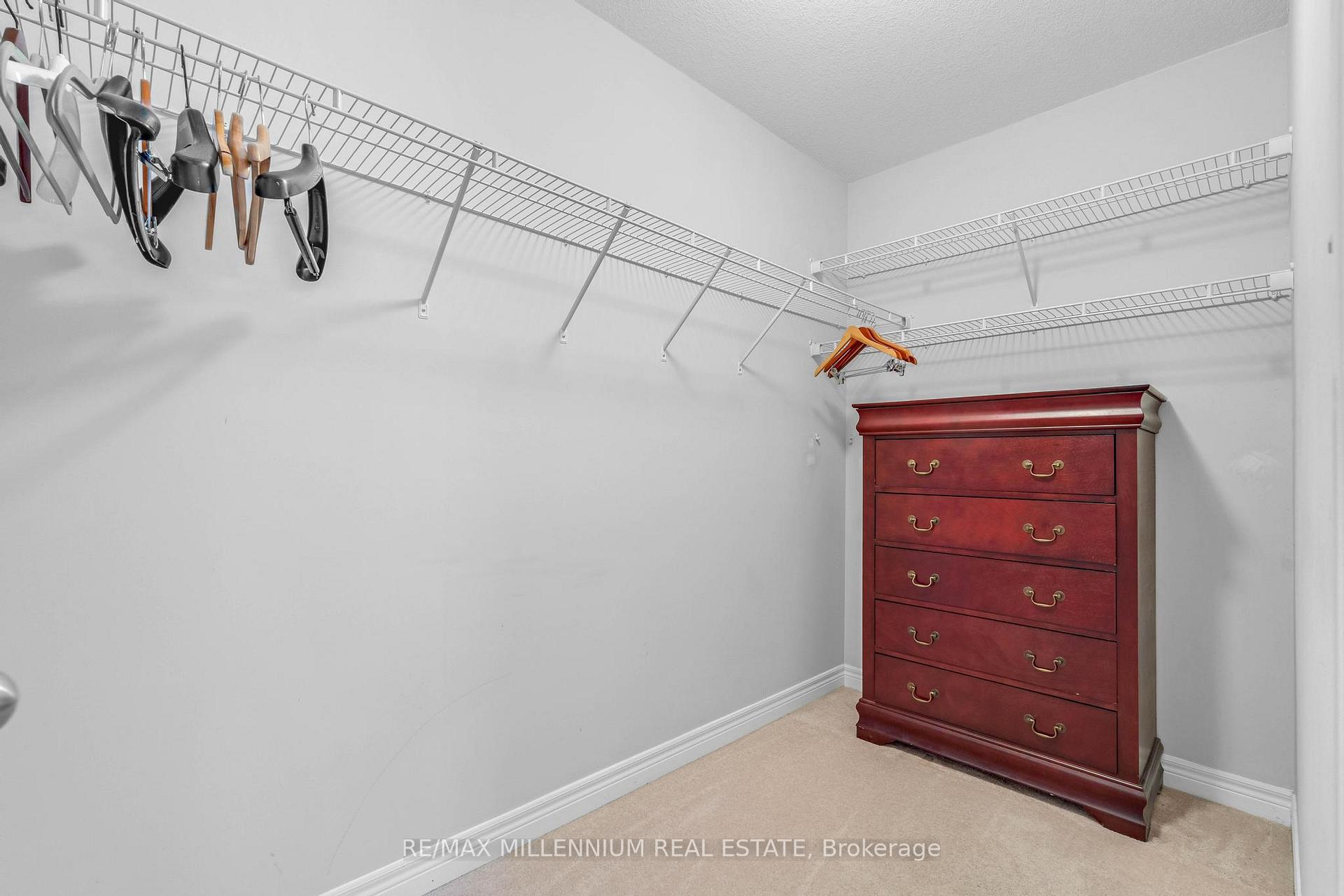 Photo 26 of 45 Bellagio Avenue, Hamilton, Stoney Creek Mountain — HOMEH