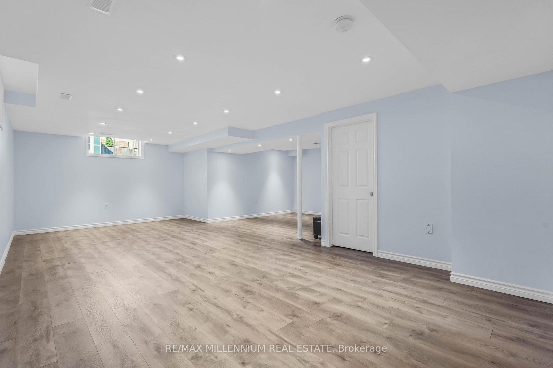 Photo 9 of 45 Bellagio Avenue, Hamilton, Stoney Creek Mountain — HOMEH