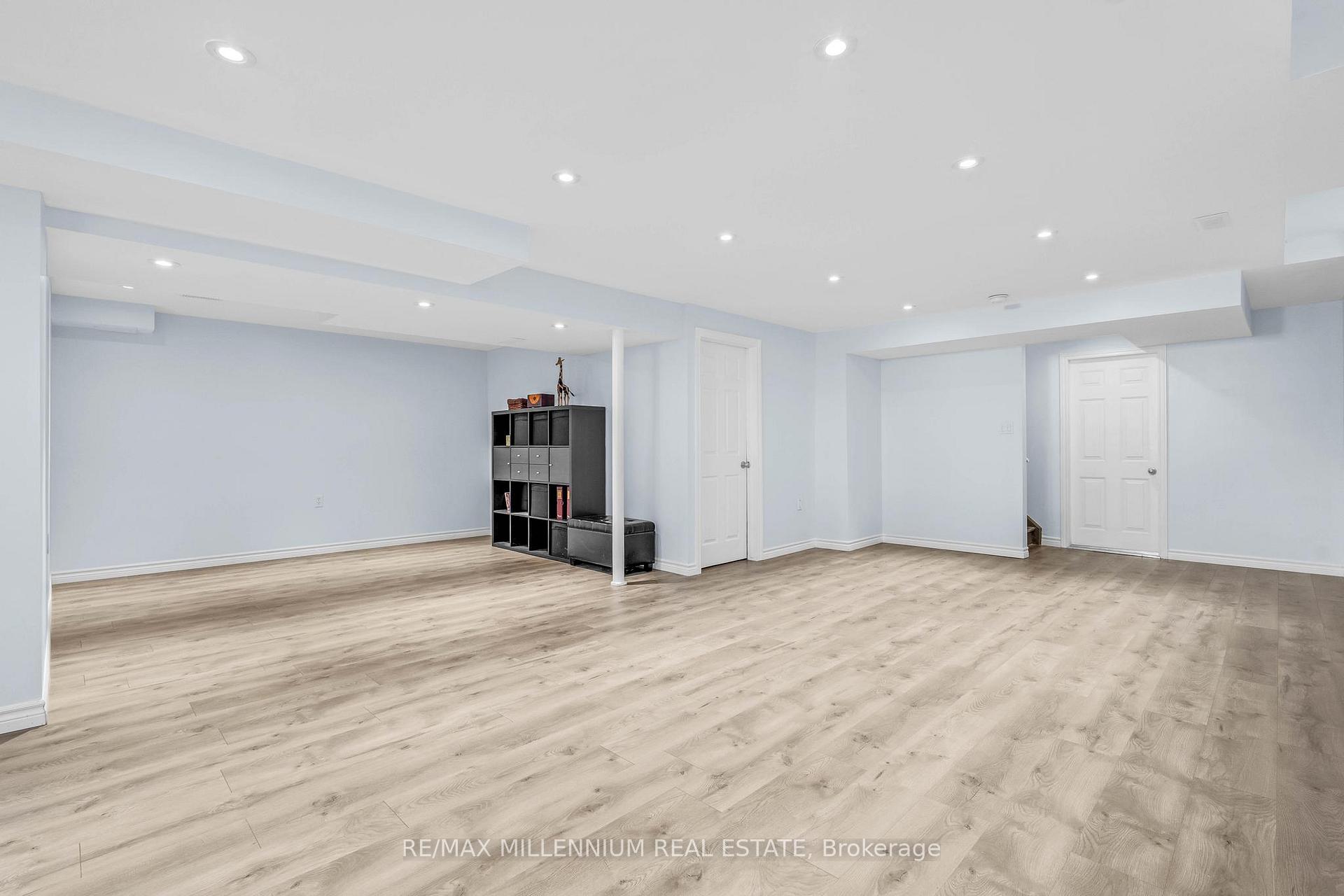 Photo 39 of 45 Bellagio Avenue, Hamilton, Stoney Creek Mountain — HOMEH
