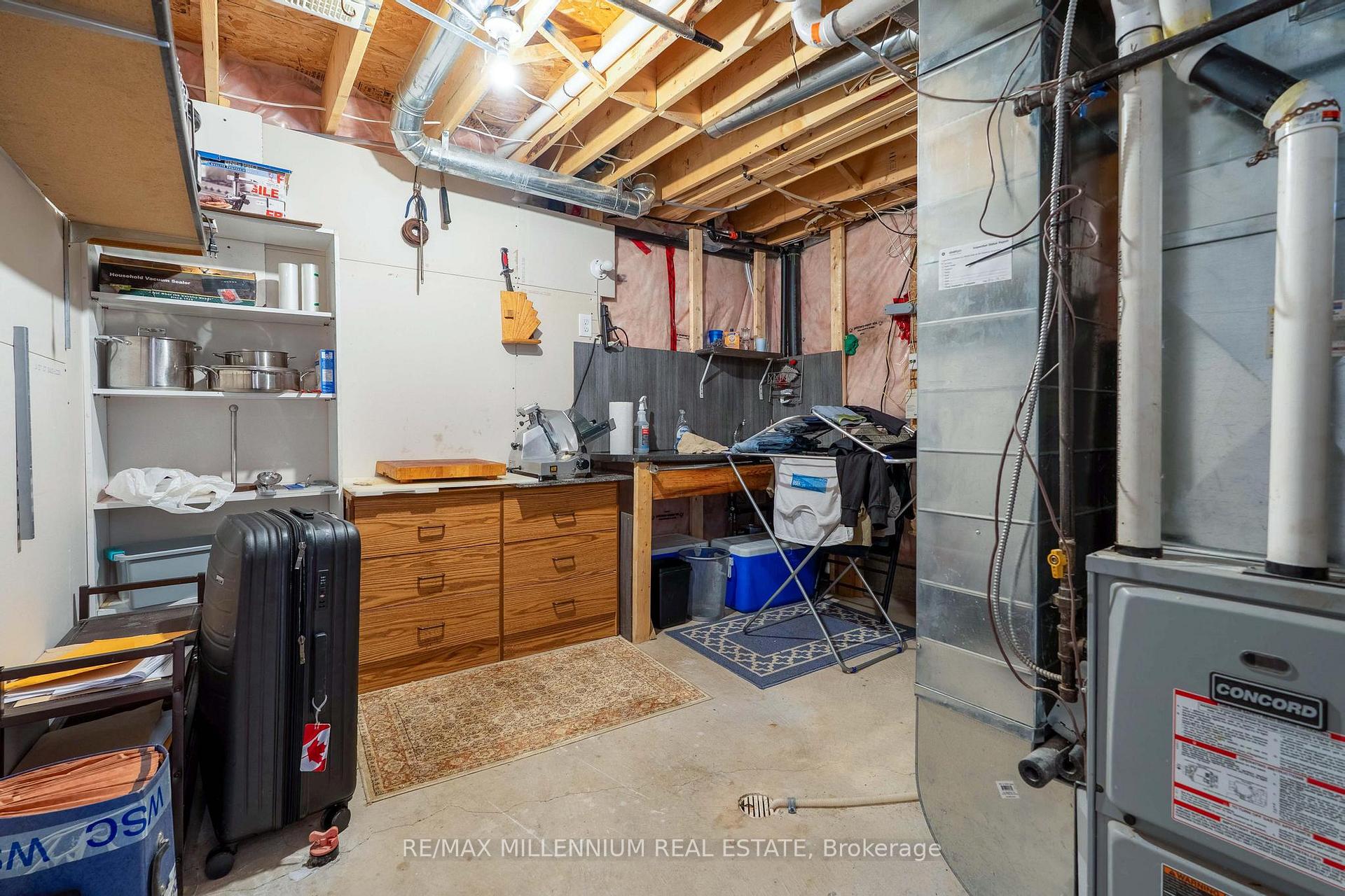 Photo 40 of 45 Bellagio Avenue, Hamilton, Stoney Creek Mountain — HOMEH