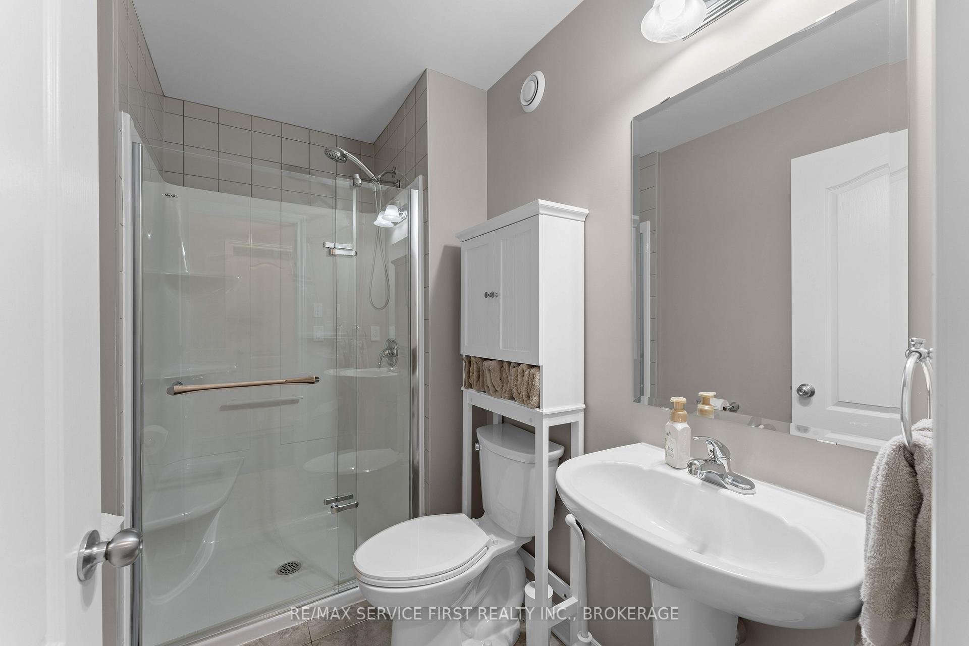 Photo 20 of 1134 Escala Crescent, Kingston, City Northwest — HOMEH