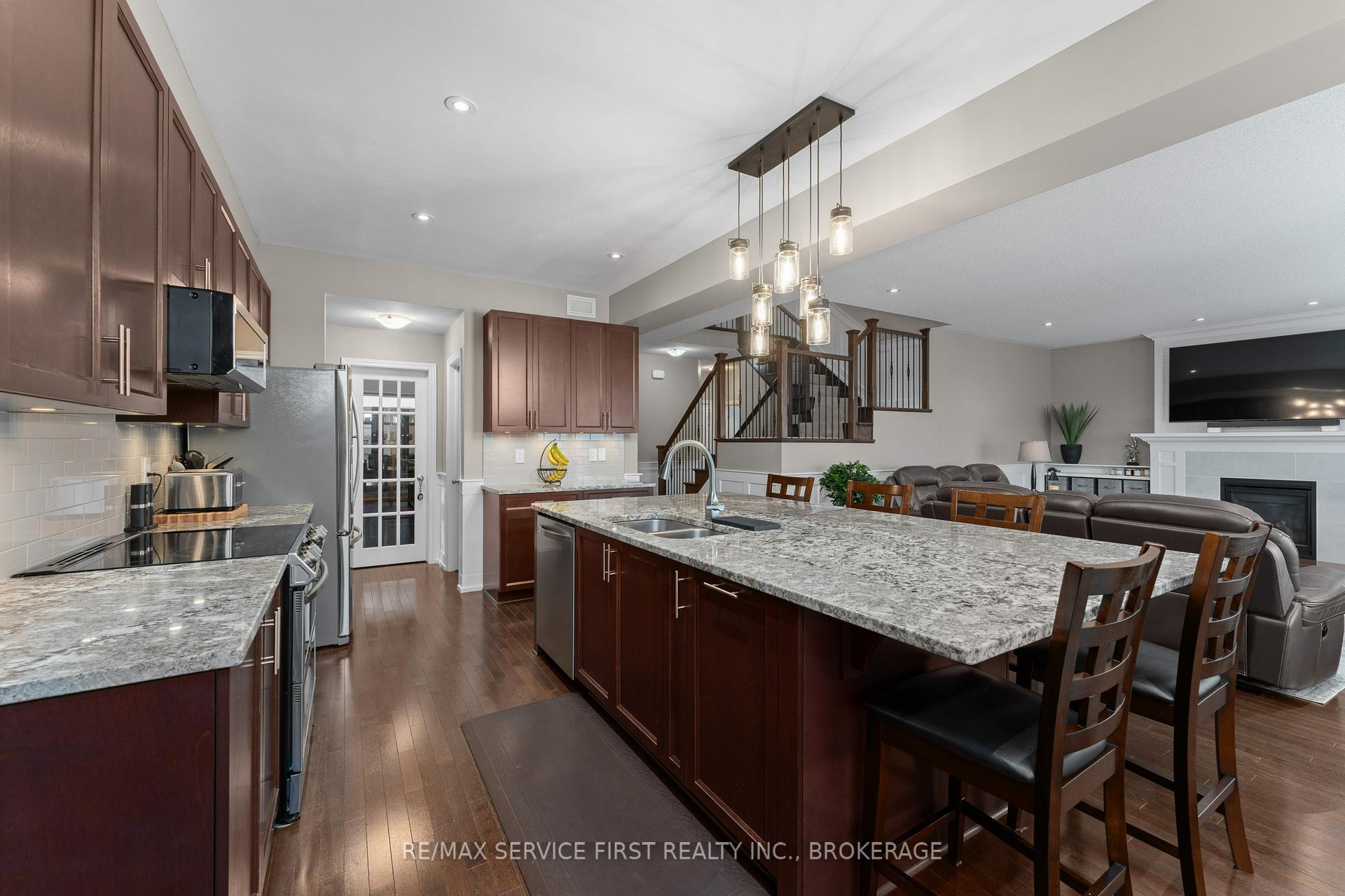 Photo 10 of 1134 Escala Crescent, Kingston, City Northwest — HOMEH